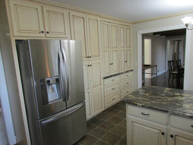 283 Belmar Cir, Manchester, TN 37355 - photo 4