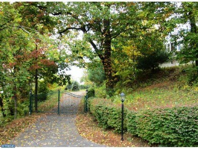 707 Old Fritztown Rd, Reading, PA 19608 - photo 6