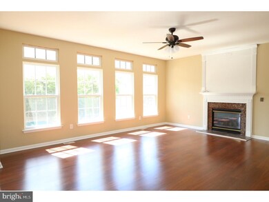 713 Sherwood Dr, Williamstown, NJ 08094 - photo 4