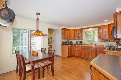 17 Meadowbrook Ave, Atlantic Highlands, NJ 07716 - photo 4