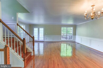 11957 Thurloe Dr, Lutherville Timonium, MD 21093 - photo 7