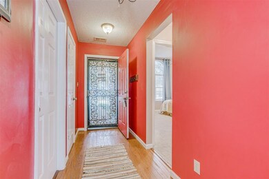 1022 Spanish Trail Ln, Cordova, TN 38018 - photo 4