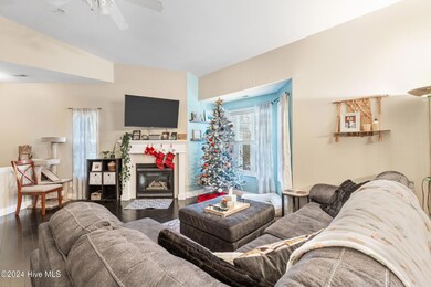 3810 River Front Place unit 203, Wilmington, NC 28412 - photo 3