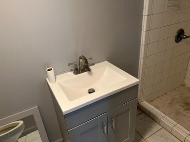 118 S Fulton Ave, Waukegan, IL 60085 - photo 4