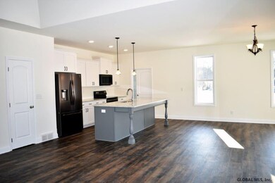 9 Huntington Way, Ballston Spa, NY 12020 - photo 4