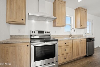 8-web-or-mls-5929-n-tori-lane