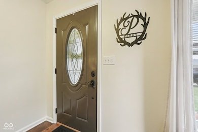 1502 Round Lake Ct, Lebanon, IN 46052 - photo 6