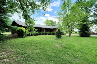 703 N 700 E, Franklin, IN 46131 - photo 3