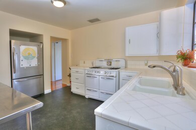 2W7A3975_6_7_tonemapped