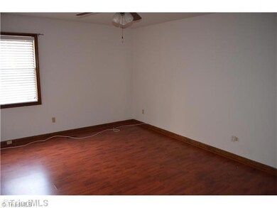 2nd Bedroom.