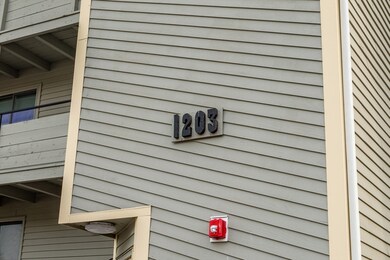 1195 Grafton St unit 39, Worcester, MA 01604 - photo 3