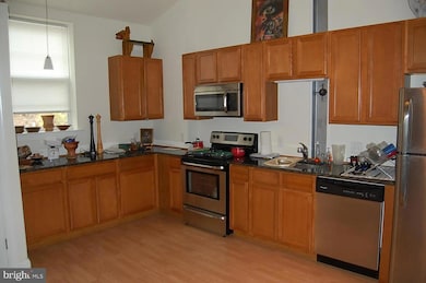 85 Valley Rd unit 1, Phoenixville, PA 19460 - photo 6