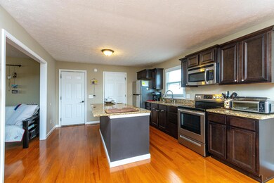 106 Mercer Ave, Harrodsburg, KY 40330 - photo 5