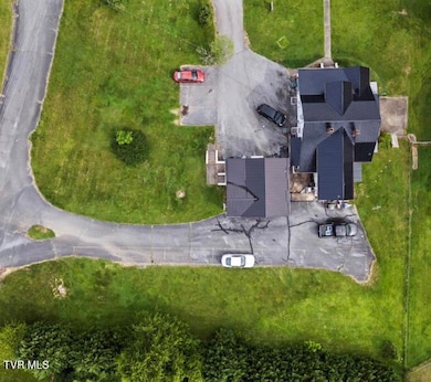 1809 Field Rd, Elizabethton, TN 37643 - photo 7