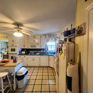 1240 Alcott Rd, Gadsden, AL 35901 - photo 6