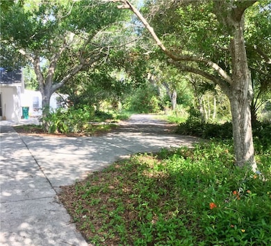 9605 Riverview Dr, Sebastian, FL 32976 - photo 3