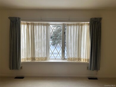 2 Scism Cir, Red Hook, NY 12571 - photo 5