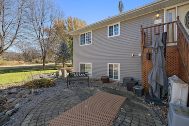 1055 Johnson Place SE, Owatonna, MN 55060 - photo 3