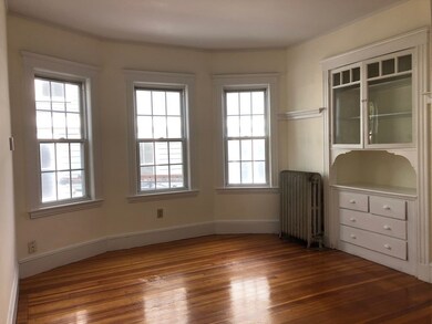 5086 Washington St unit 1, West Roxbury, MA 02132 - photo 2