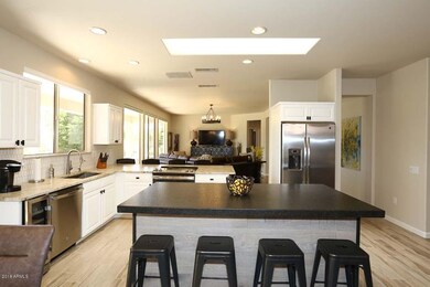 Kitchen-Island