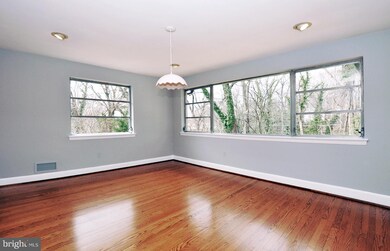 6832 Tulip Hill Terrace, Bethesda, MD 20816 - photo 7