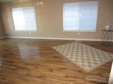 448 NE Alpenview Ln, Bend, OR 97701 - photo 4