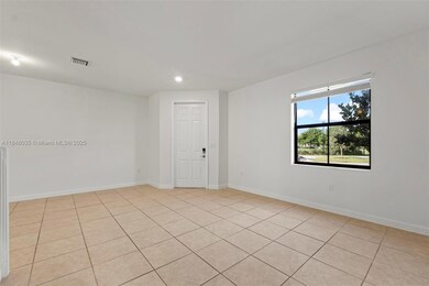 10861 W 32nd Ln unit 10861, Hialeah, FL 33018 - photo 6