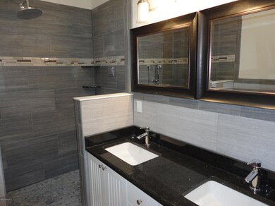 6246 Riviera Manor Dr, Jacksonville, FL 32216 - photo 7