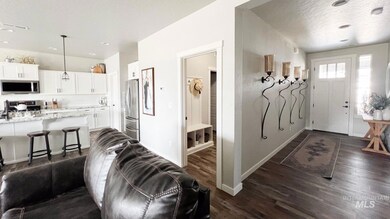 8393 E Sunray Dr, Nampa, ID 83687 - photo 4