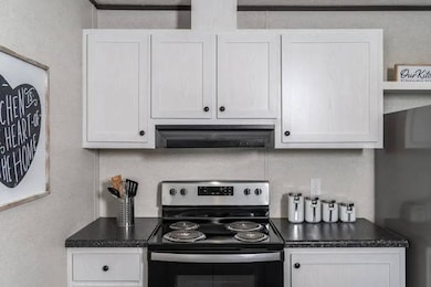 1480 Fay Rd unit 24, Loveland, OH 45140 - photo 5