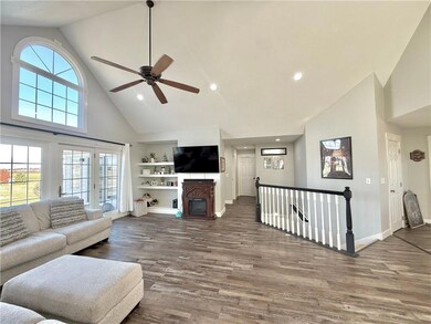 25687 Magnolia Cir, Maryville, MO 64468 - photo 5