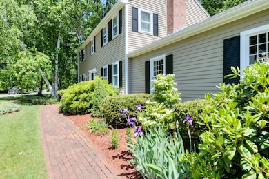 67 Fox Hill Dr, Holden, MA 01520 - photo 3