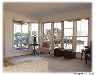 Spacious living room that overlooks the front yard