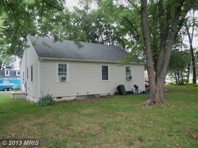 200 Locust Ave, Colonial Beach, VA 22443 - photo 6