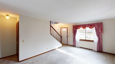 302 Swanton Rd, Madison, WI 53714 - photo 3