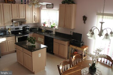 12922 Boggy Trail Way unit 59, Germantown, MD 20876 - photo 3