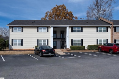 925 Cleveland St unit 165, Greenville, SC 29601 - photo 2