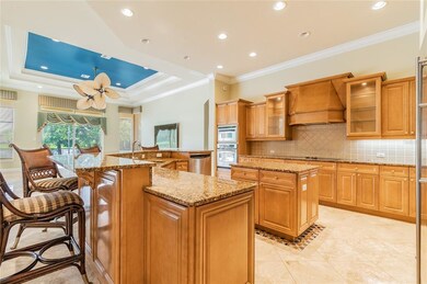 Gourmet kitchen