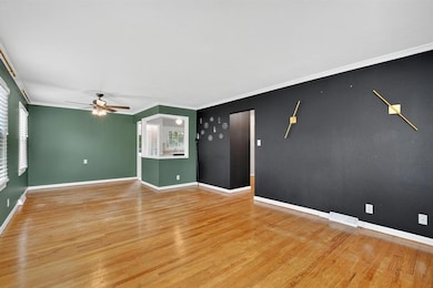 2908 Meadow Ln, West Des Moines, IA 50265 - photo 5