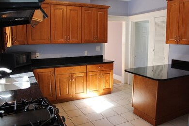 139 Langdon Ave unit 1, Watertown, MA 02472 - photo 7