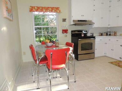 209 13th St SE, Menomonie, WI 54751 - photo 6