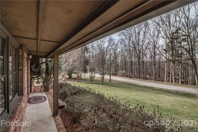 2512 Heritage Cir, Statesville, NC 28625 - photo 4