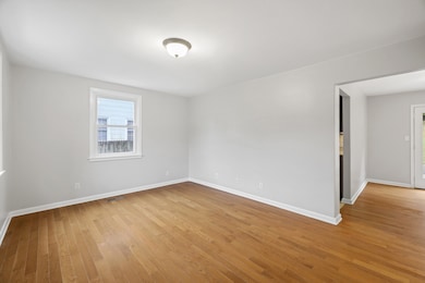 5637 Meadowcrest Ln, Nashville, TN 37209 - photo 6