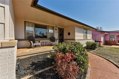 1549 NE 39th St, Oklahoma City, OK 73111 - photo 3