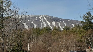 77 Old Village Ln, Ludlow, VT 05149 - photo 4