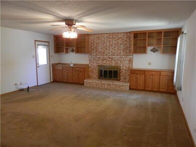 10417 Byway Dr, El Paso, TX 79935 - photo 5