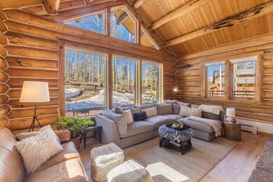 15 Mt Wilson Way