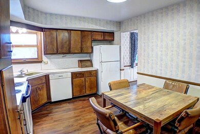 Kitchen 3