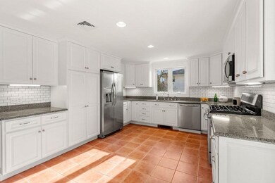 21 Albemarle Rd, Newtonville, MA 02460 - photo 6