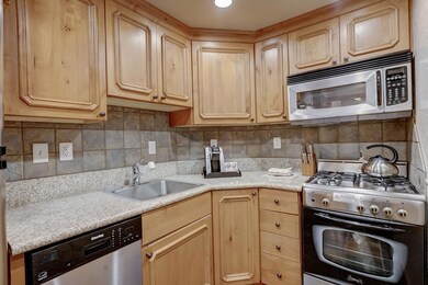 7-web-or-mls-Bigler Ln-010